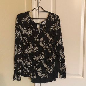 Beautiful Black floral tunic!